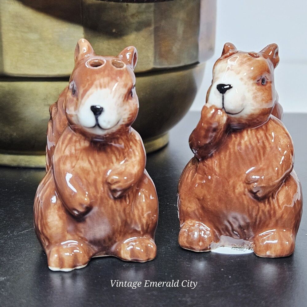 Vtg EmeraldCity Brown Squirrel Salt & Pepper Shakers Table Decor Country Cottage